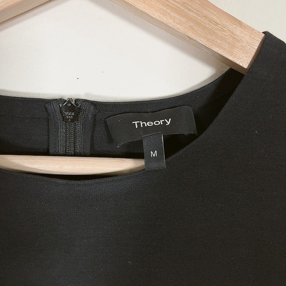 THEORY | BLACK COTTON PONTE FITTED SHELL - Picture 9 of 14